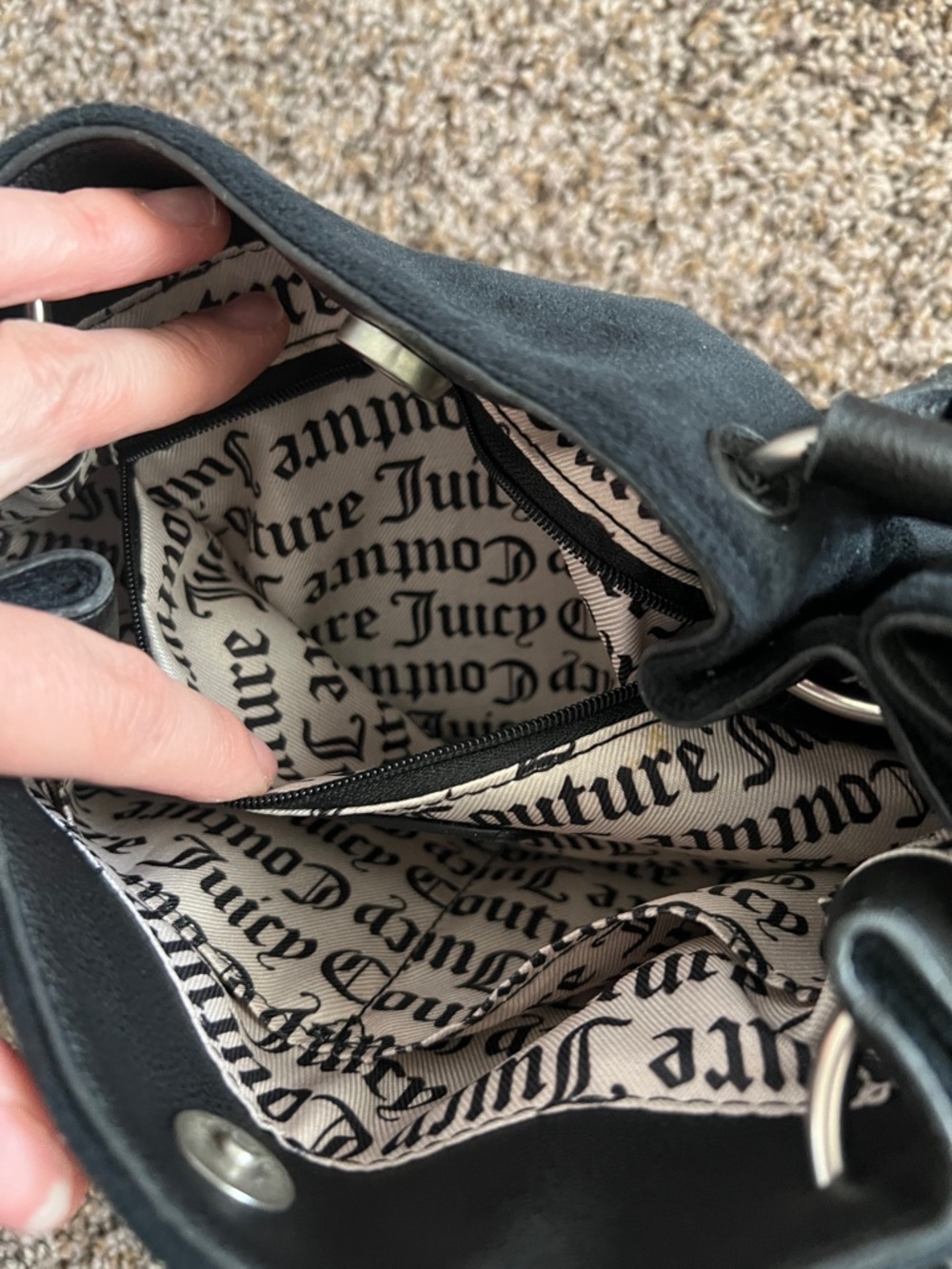 Juicy Couture Black Suede Shoulder Bag with White Logo - Picture 8 of 9